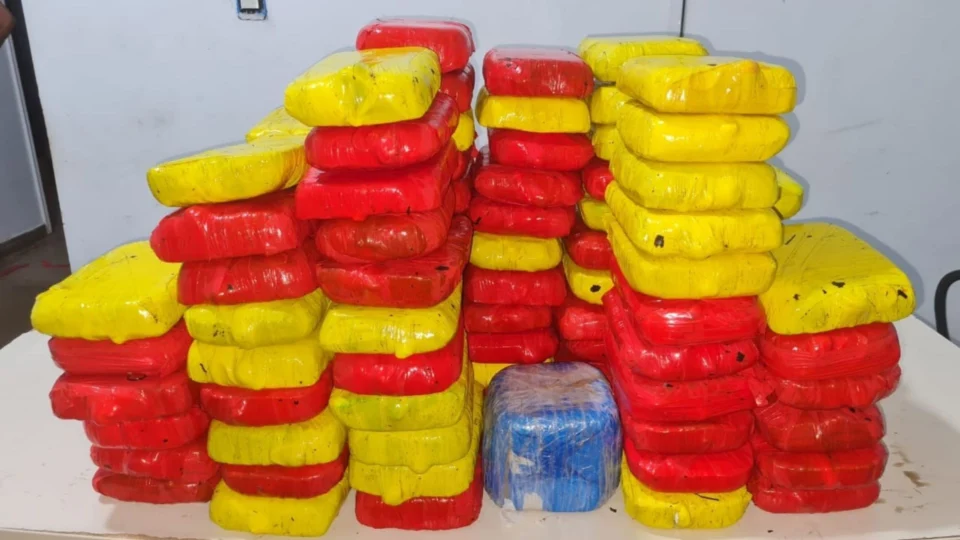 No AM, homem é preso com 100 kg de entorpecente em Itamarati