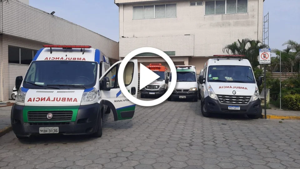 VÍDEO: 14 pessoas estão internadas em hospitais de Manaus após acidente com alegoria em Manacapuru, no AM