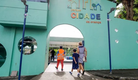 Ação de vacinação infantil é realizada em Manaus, neste domingo