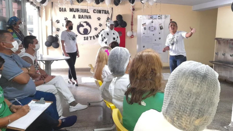 Programa de controle da raiva humana atende mais de 5 mil pessoas em Manaus