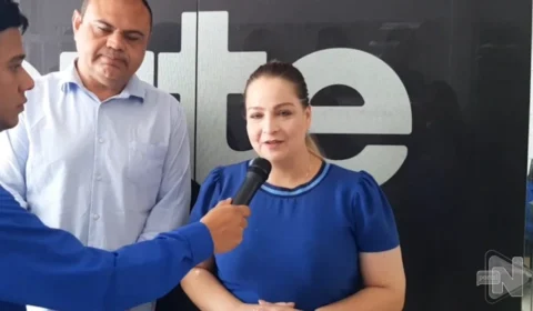 Debate TV Norte: candidata Carol Braz chega para debate no Grupo Norte de Comunicação