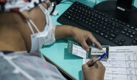 Manaus tem 84 pontos de vacinação contra Covid-19 nesta terça