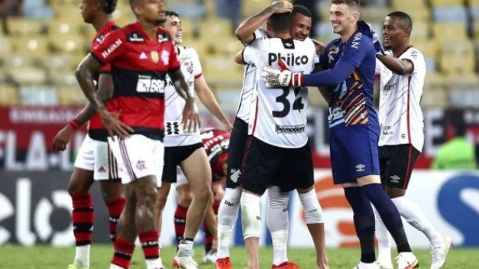 Final da Libertadores da América entre Flamengo e Athletico marcado para Guayaquil pode ser transferida para Europa