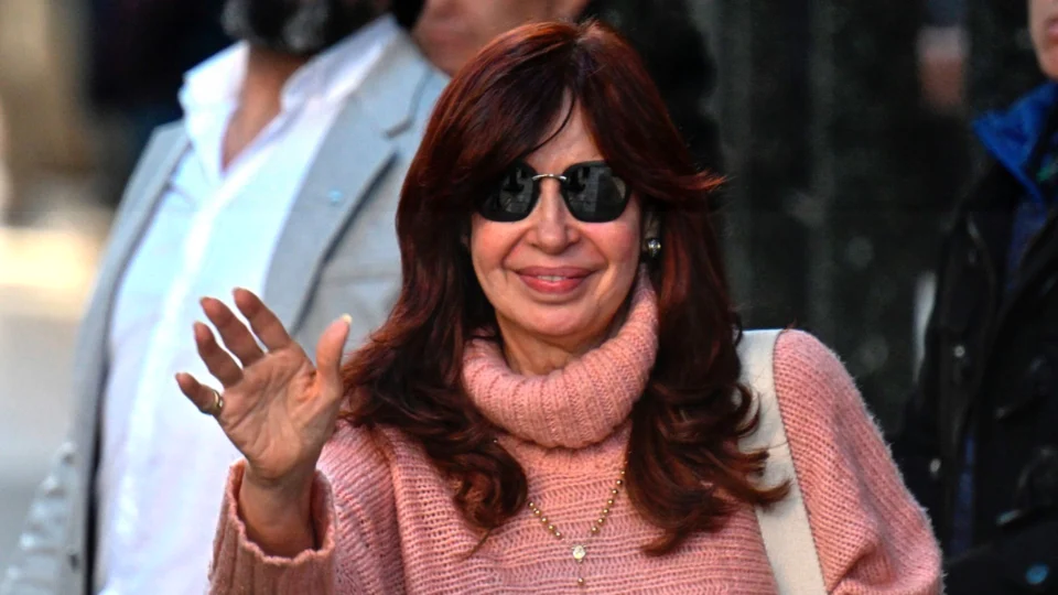 Terceira suspeita de tentativa de homicídio de Cristina Kirchner é presa na Argentina