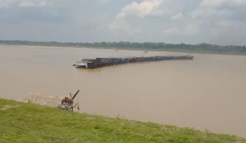 VÍDEO: garimpeiros armados ameaçam moradores de comunidade no rio Madeira-AM