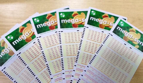 Mega-Sena 2562: duas apostas de SP ganham R$ 153 milhões, e bilhete de Humaitá-AM acerta 5 números