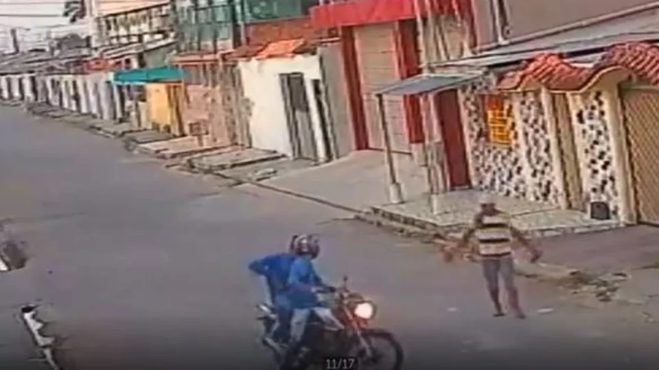 Homem é morto a tiros por motociclistas na Zona Leste de Manaus