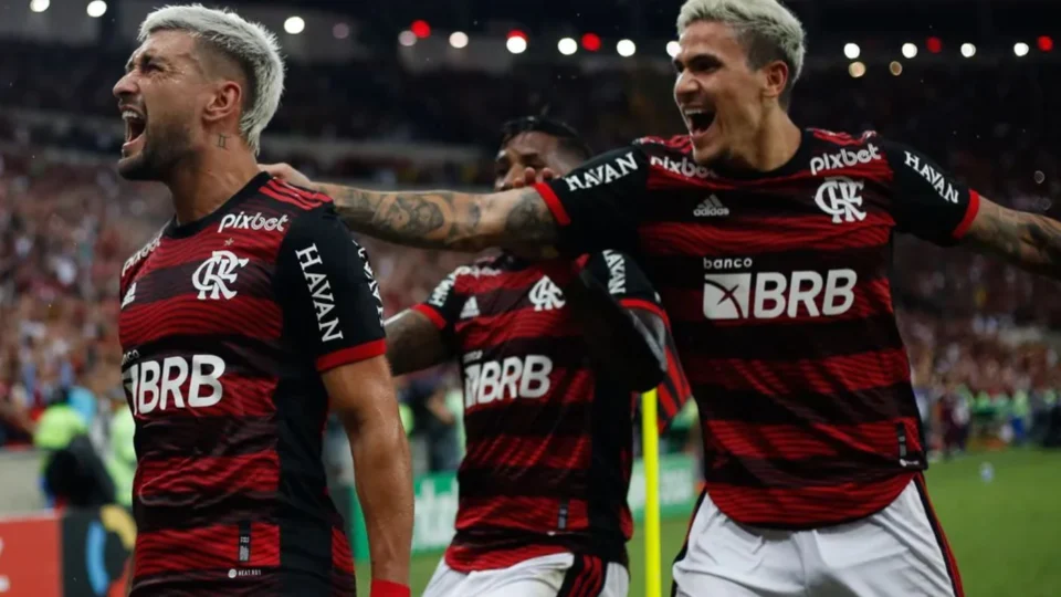 Flamengo segue na liderança do ranking da CBF, seguido de Palmeiras e Athletico