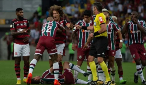Árbitro do Fla-Flu Raphael Claus detalha cinco expulsões e credita errado gol marcado por Nathan para Fluminense