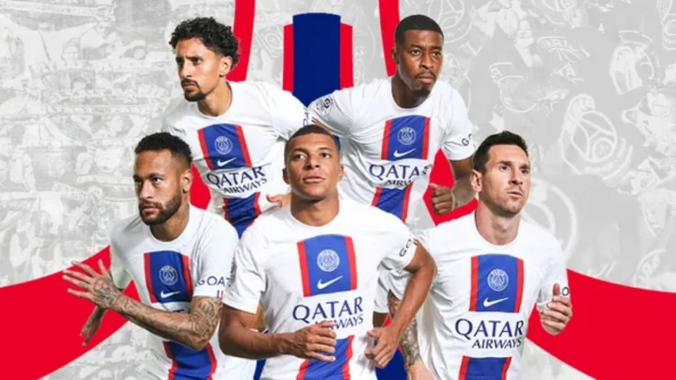 PSG apresenta terceiro uniforme para temporada 2022/23