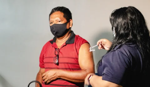 Manaus tem 83 pontos de vacinação contra Covid-19 nesta quinta-feira
