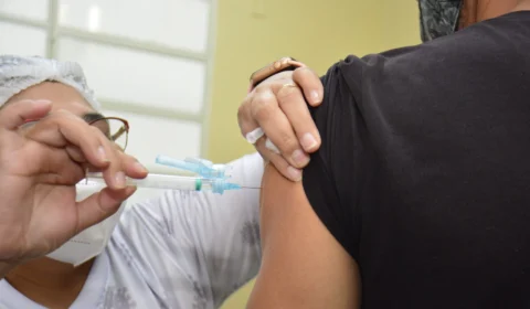 Manaus tem 75 pontos de vacinação contra Covid-19 nesta quarta
