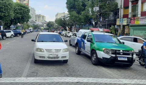 Homem é preso suspeito de vender celulares roubados no Centro de Manaus