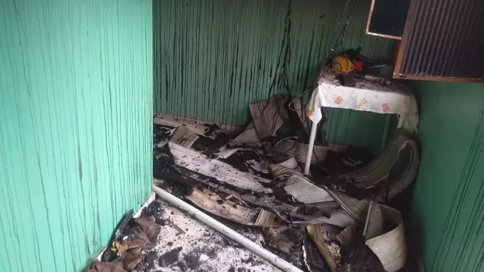 Duas casas pegam fogo na Zona Oeste de Manaus