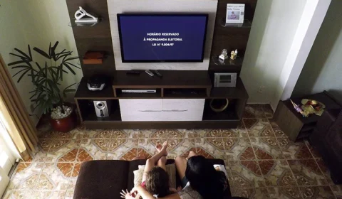Eleições 2022: propaganda eleitoral no rádio e na televisão começa nesta sexta-feira