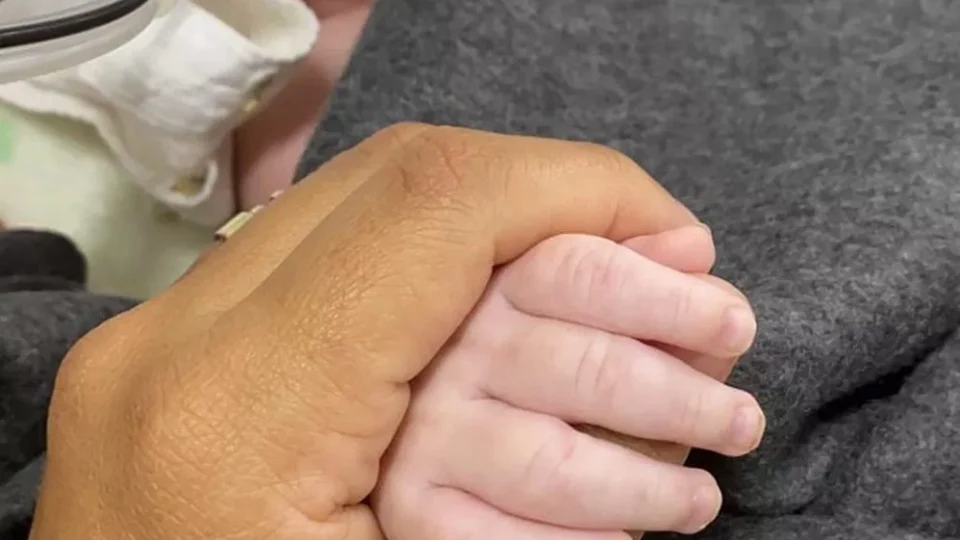 Bebês morrem a espera por vaga em UTI, em Recife