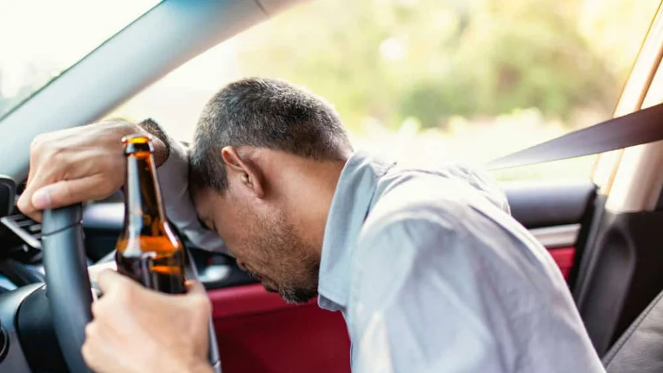 Condutor que dirigir alcoolizado poderá perder veículo no Brasil, diz PL