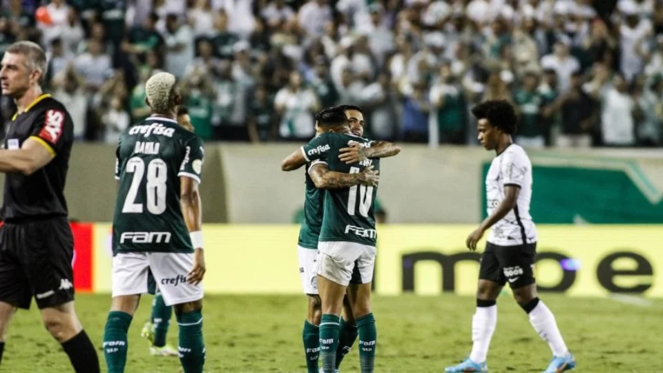 Palmeiras atropela Corinthians e vence fácil por 3 a 0 pelo Campeonato Brasileiro