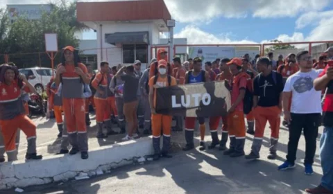 Coletores de lixo cobram direitos trabalhistas e segurança para a categoria em Manaus