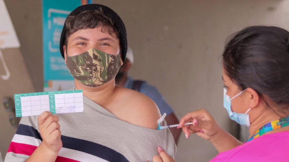 Confira pontos de vacinação contra Covid-19 nesta sexta-feira em Manaus