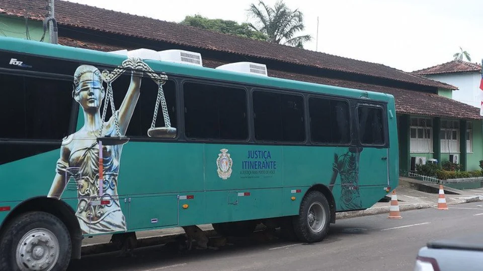 Careiro Castanho, no AM, recebe ações do Programa Justiça Itinerante
