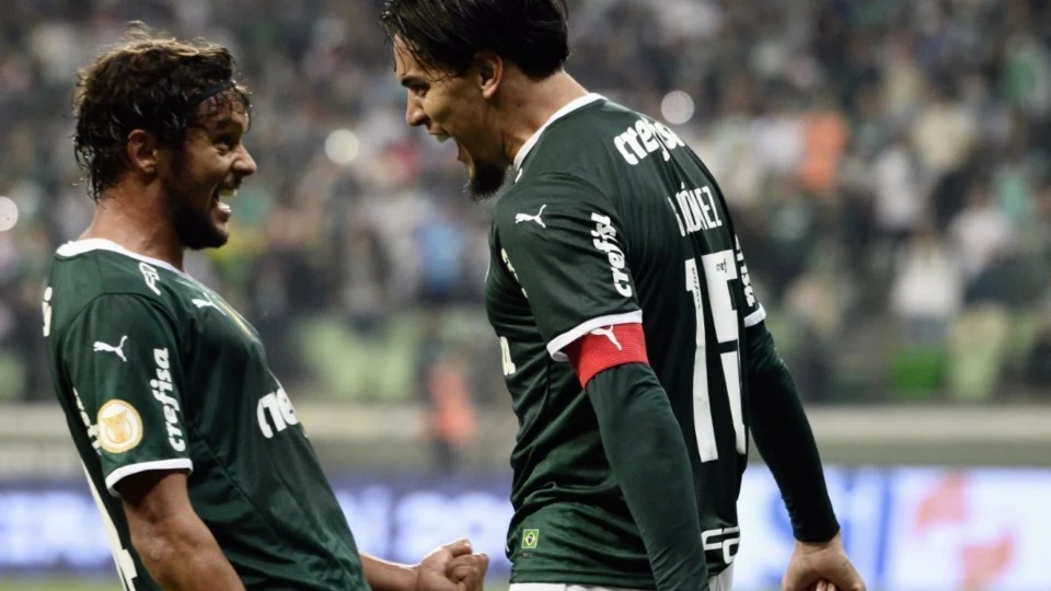 São Paulo toma virada em pleno Morumbi e perde de 2 a 1 para Palmeiras pelo Campeonato Brasileiro