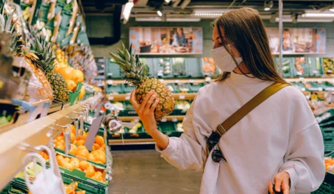Inflação alta pode permanecer até fim de 2024, alerta Banco Mundial