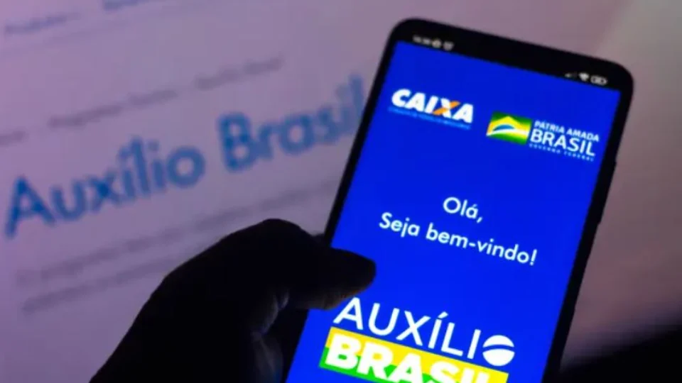 Auxílio Brasil: Caixa paga beneficiários com NIS final 5 nesta terça-feira