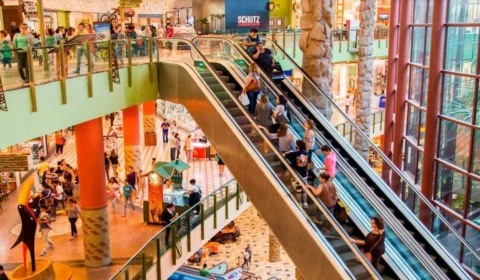 Confira o horário de funcionamento do comércio no feriado de Sexta-feira da Paixão em Manaus