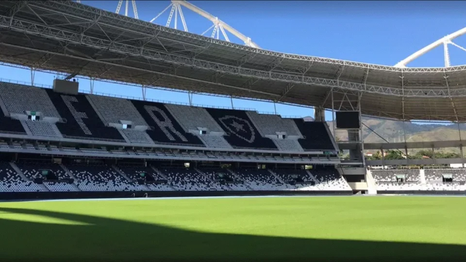 Botafogo vai mudar as características do gramado do Nilton Santos para elevar nível de qualidade