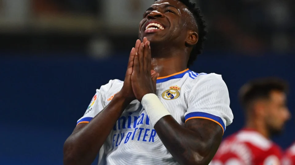 Vini Júnior marca contra Liverpool e garante décimo quarto título da Champions ao Real Madrid