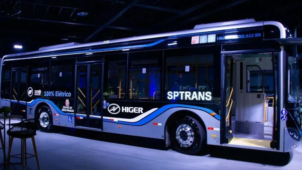 Ônibus elétrico para transporte público deve chegar em breve ao Brasil, diz CEO de startup
