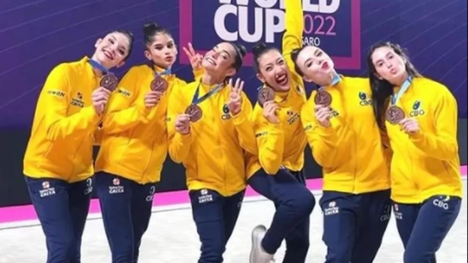 Seleção brasileira feminina de ginástica rítmica fatura bronze na Copa do Mundo da Itália