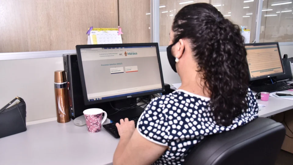 Programas de Pós-Graduação e Idiomas abrem remanejamento para bolsas disponíveis em Manaus