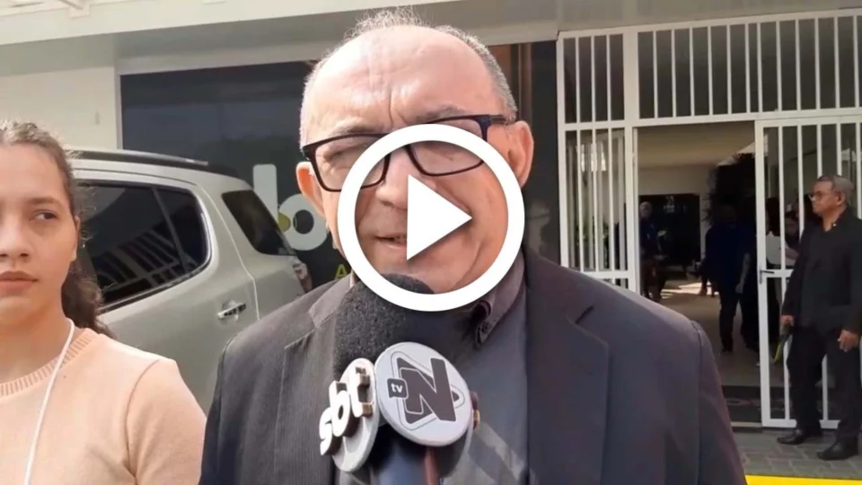 Eleições 2022: candidato a vice-governador do AM Thomaz Barbosa chega para debate no Grupo Norte de Comunicação