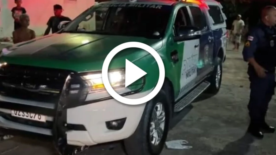 VÍDEO: homem é executado a tiros por garupa em moto na Zona Leste de Manaus