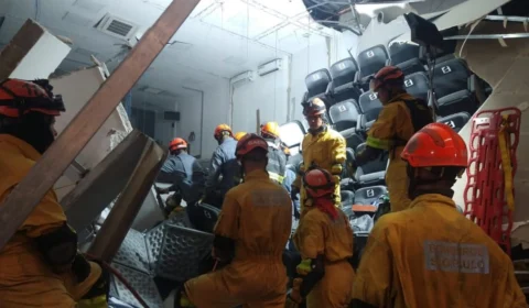 Arquibancada desaba durante evento político e deixa mortos e feridos em SP