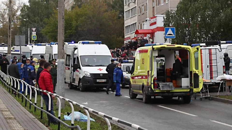 Sobe para 13 número de mortos em ataque a escola no centro da Rússia