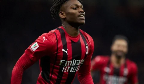 Ex-treinador compara atacante do Millan a Ronaldo Fenômeno e a Cristiano Ronaldo