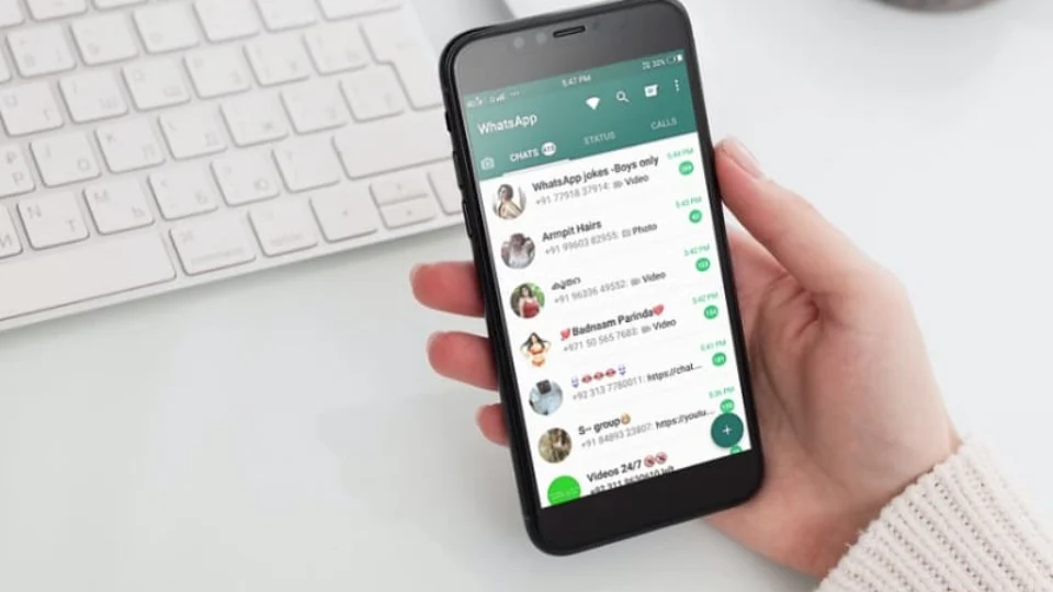 WhatsApp deve permitir saída de grupos ‘sem fazer alarde’