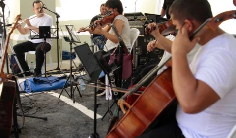 Cemitérios de Manaus terão ambientação musical no Dia das Mães