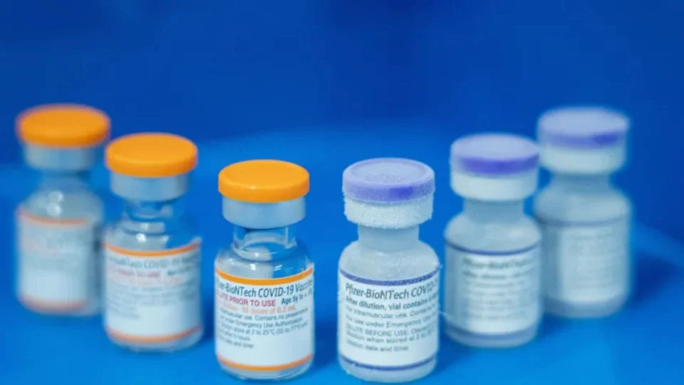 Ampliação de prazos de validade da vacina da Pfizer é autorizada pela Anvisa