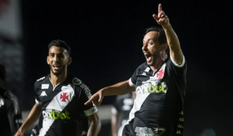 Vasco vence Londrina na estreia de Maurício Souza e é vice-líder da Série B