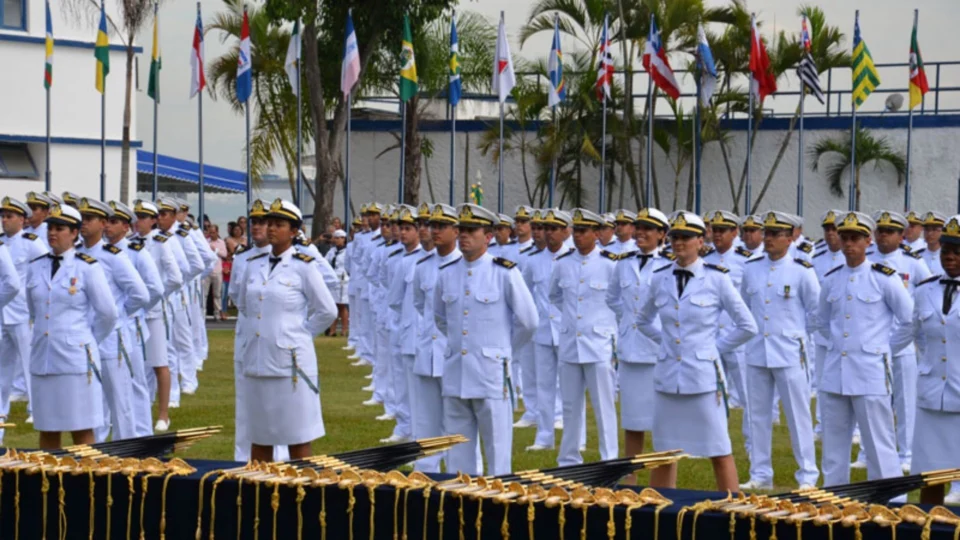 Inscrições do processo seletivo da Marinha para aprendizes-marinheiros terminam neste domingo