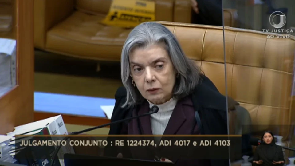 STF decide por unanimidade punir motorista que se recusar fazer o teste do bafômetro