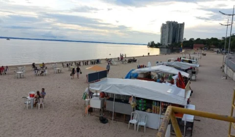 Em Manaus, alerta é emitido para garantir segurança de frequentadores da praia da Ponta Negra durante feriado de Corpus Christi