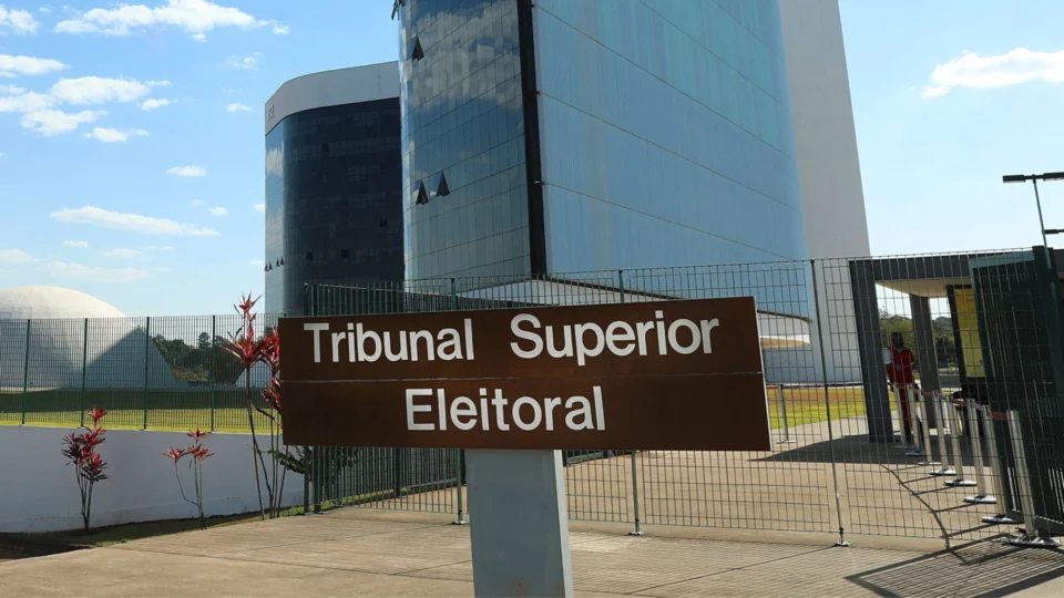 Eleições 2022: TSE recebe mais de 28 mil pedidos de registros de candidaturas