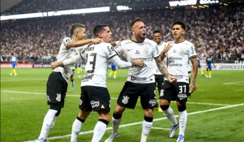 Corinthians encara Boca Juniors em La Bombonera de olho na classificação para oitavas de final da Libertadores