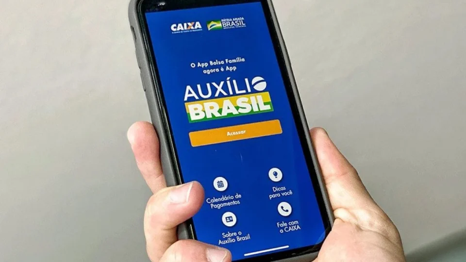 Auxílio Brasil: Caixa paga beneficiários com NIS final 7 nesta quinta-feira