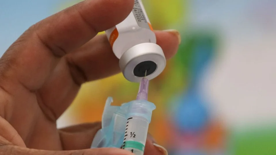 Covid-19: confira pontos de vacinação para adultos e crianças nesta terça-feira, em Manaus